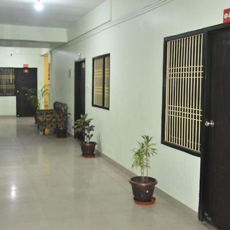 ורנאסי Hotel Yug Residency מראה חיצוני תמונה