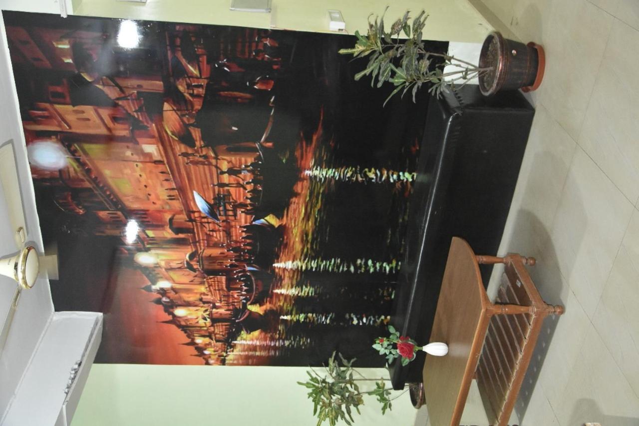 ורנאסי Hotel Yug Residency מראה חיצוני תמונה