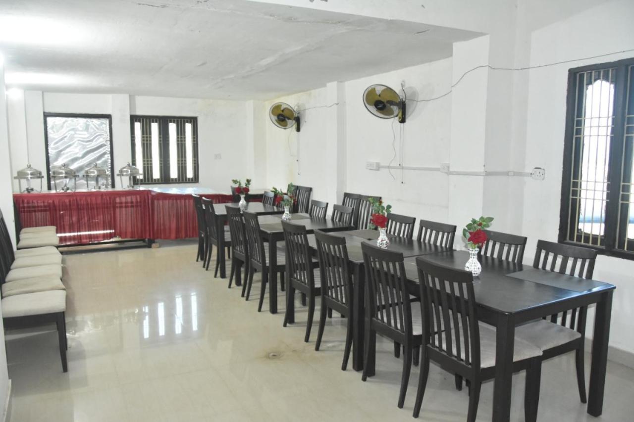 ורנאסי Hotel Yug Residency מראה חיצוני תמונה