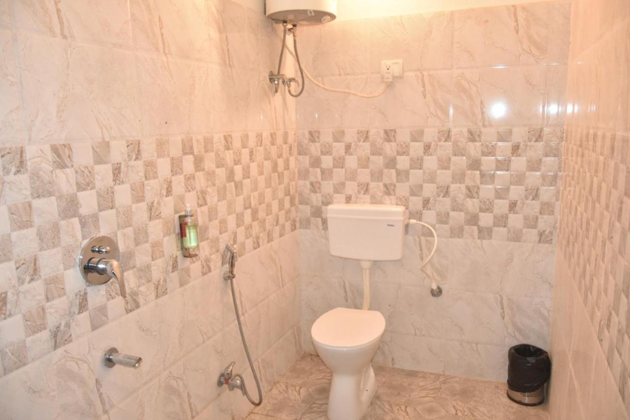 ורנאסי Hotel Yug Residency מראה חיצוני תמונה